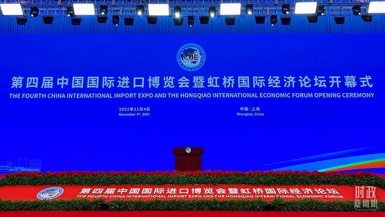 �r������ح�ġ��傀һ���x����(x��)��ƽ���M(j��n)�����_Ļʽ�ϵ���ּ���v