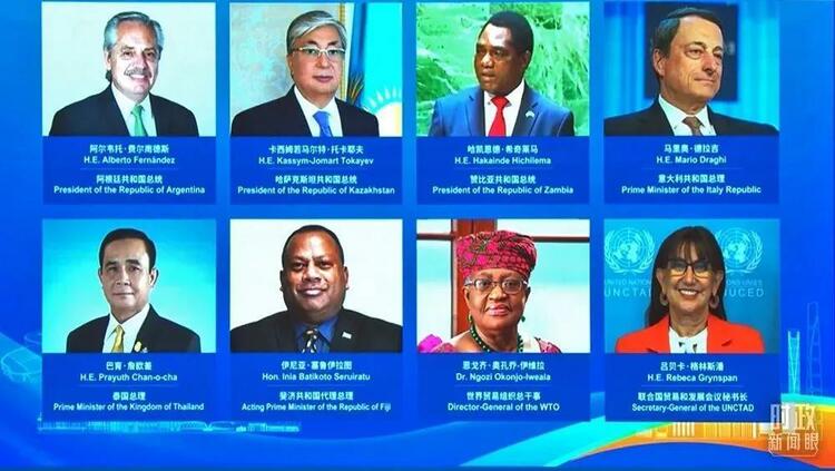 �r������ح�ġ��傀һ���x����(x��)��ƽ���M(j��n)�����_Ļʽ�ϵ���ּ���v