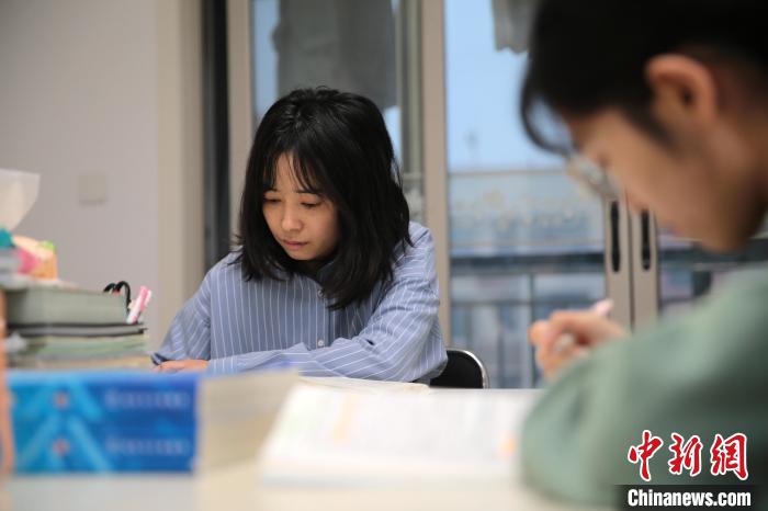 �D��������ڏ����С������h �z