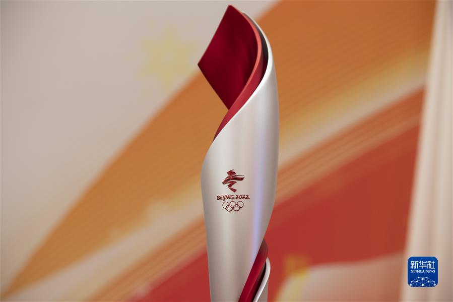 ���߽����W����2���������W������_ʼ�ں�����ʡ�M(j��n)��չʾ