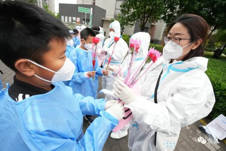 ����ס����������տ옷��