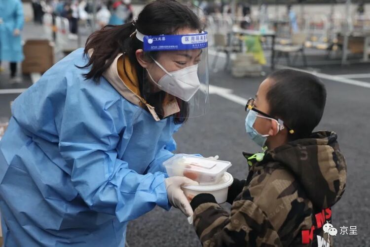 ����ס����������տ옷��