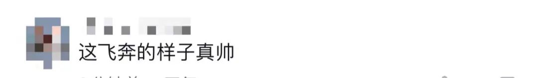 ����·�ϣ�����ͻȻͣ܇�ˣ�