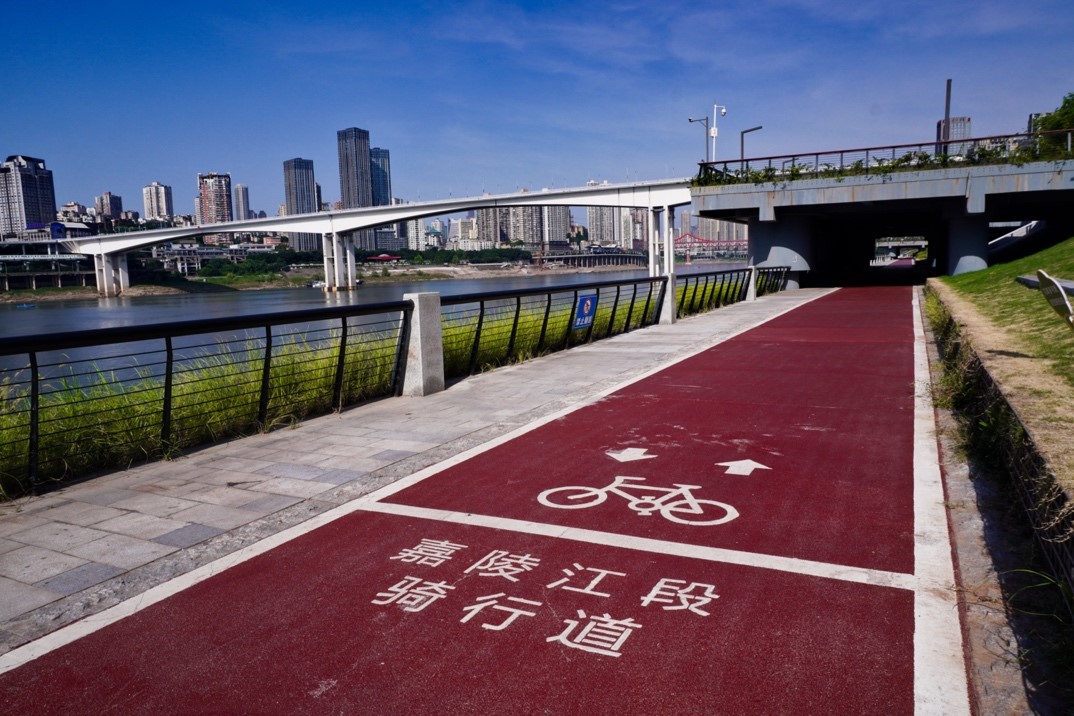 ���l(f��)�F(xi��n)���� ���u��Փ���ؑc�����ɽ��İ����������� ���䎧׃�����W(w��ng)�t�򿨵ء�