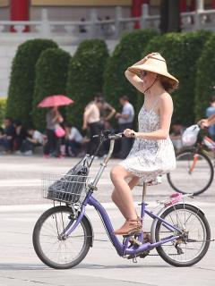 臺(tái)北今天午后32.9度 創(chuàng)今年以來氣溫新高 臺(tái)北今天午后32.9度 創(chuàng)今年以來氣溫新高