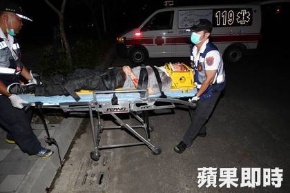臺灣欠債男自轟頭亡:求前妻幫他照顧母親(組圖) 臺灣欠債男自轟頭亡:求前妻幫他照顧母親(組圖)