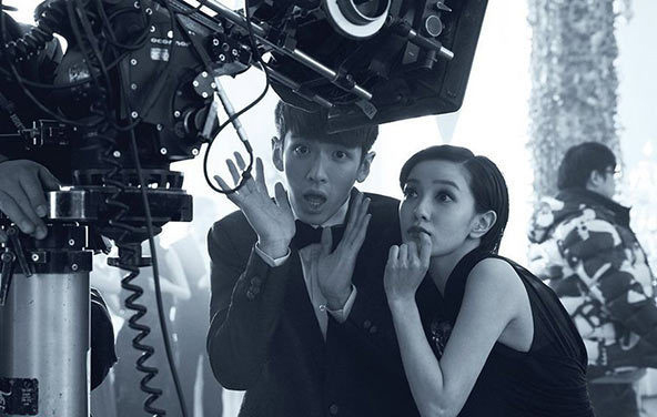 ��С�r��4���Ӱ��Ʒ����ʾ���Ӱ߀�ں��������У���ӳ�r�g�ǰ������£������Ƿ�h�򕺲����]