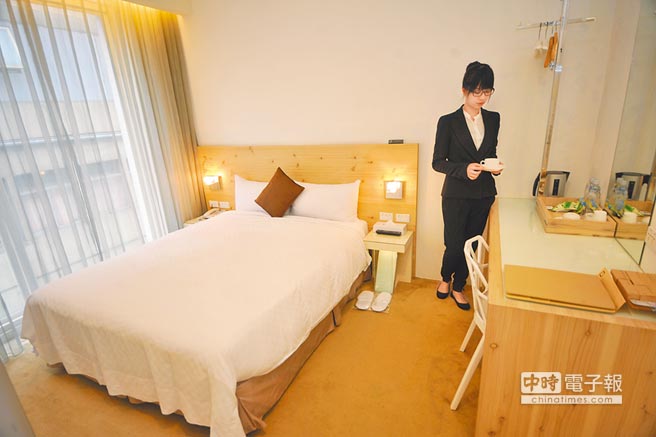 陸客自由行加持,臺灣旅館改建盛行。圖片來源:臺灣中時報(bào)系) 陸客自由行加持,臺灣旅館改建盛行。圖片來源:臺灣中時報(bào)系)