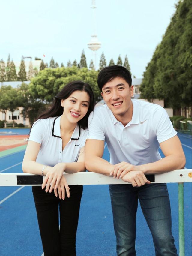 劉翔與女演員葛天領證結婚 微博公布妻子照片 劉翔與女演員葛天領證結婚 微博公布妻子照片