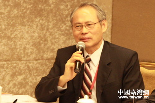 金馬臺澎交流協(xié)會會長蘇進強在“第八屆兩岸發(fā)展論壇”發(fā)言 金馬臺澎交流協(xié)會會長蘇進強在“第八屆兩岸發(fā)展論壇”發(fā)言
