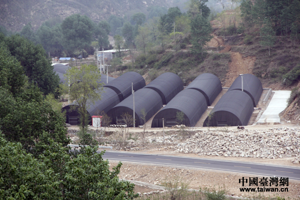 顧家臺村香菇種植大棚。 顧家臺村香菇種植大棚。