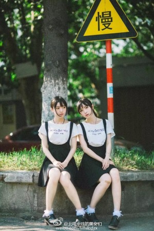 �Ͼ����ֵ�p��̥����ͬ���MͬУͬ���I