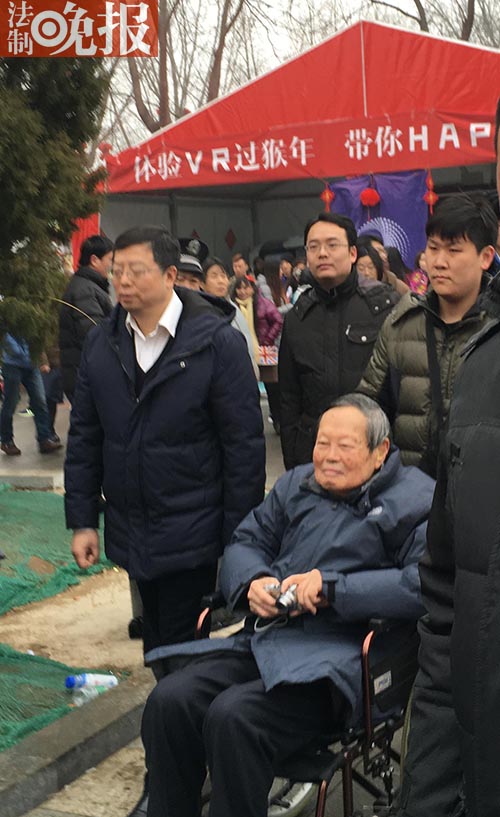 ���񌎔y���˹�R��(hu��)