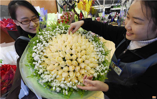 ���˹� �Ϸ��r���Ј�һƬ�t�𣨽M�D��