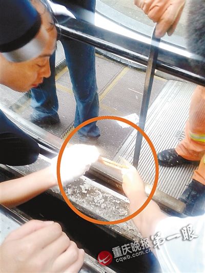 斷掉的手指被找到(紅圈處)