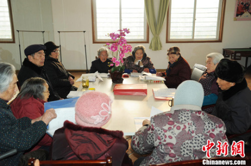 ��ؕ�2015���B�Ͻ��~�� �@Щ�ط��B�Ͻ���нY��