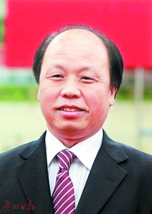 全總農民工副主席一年140場活動 最怕上臺發言 全總農民工副主席一年140場活動 最怕上臺發言