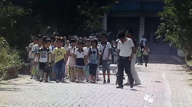 ��(l��)��һС�W(xu��)��63�˱��ȶ��� ���˵���Ʒ���n�ώ�