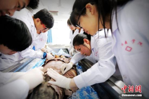 �Y�ψD�����ٔz