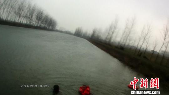 ��O���˱����L�����~������ˮ���˂z�OŮ����