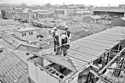 ����(b��o)Ӎ ���������ǅ^(q��)��řڽֵ���(du��)λ��������(n��i)�������e�^���A��@�e�^�ͱ�����ܰ�@�e�^3̎�e�^플��`���M(j��n)�в��������e�_(d��)��ǧƽ������������λ�������22̖(h��o)�������e�^���ǚvʷ�ϵ�����С�P�ɵĹʾ�����픱����ⷽ�w���200ƽ�����`��Ҳ��һ�������