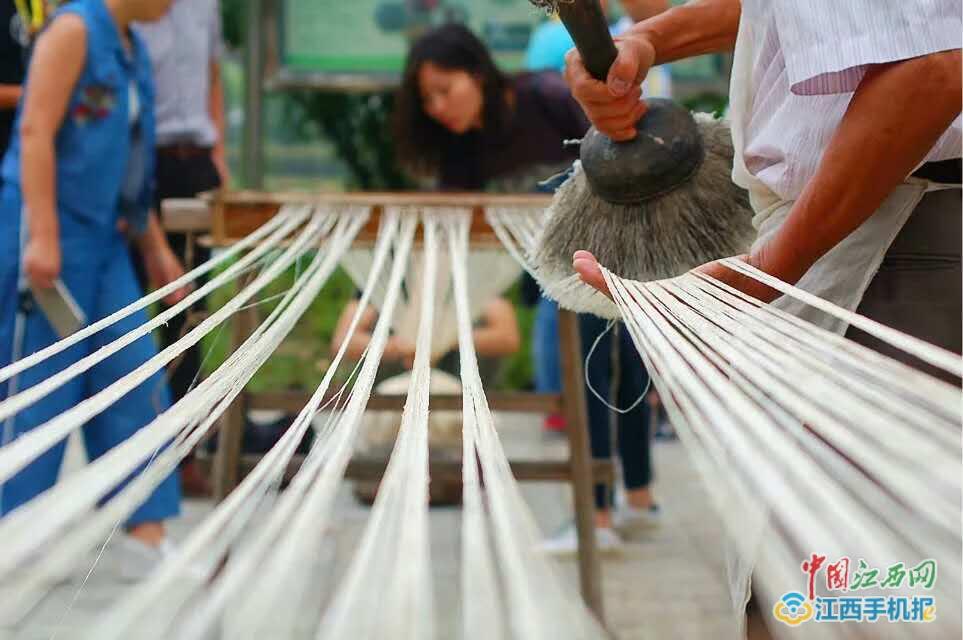 江西分宜“千年夏布+旅游”煥發時尚生機 江西分宜“千年夏布+旅游”煥發時尚生機