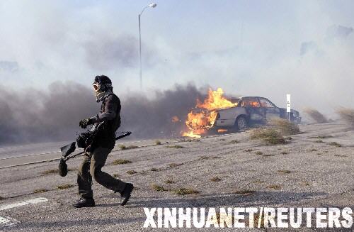 10��21�գ�һ����ӛ���������������၆���R�����؅^ɽ�ִ��F�����^ȼ����С��܇�����죬���x��ɼ�����ϼs30������R�����؅^�l��ɽ�ִ��Ŀǰ���������500Ӣ����ɽ�ֺ͔��������ﱻ���������˱��o����ɢ�� ���A��/·͸