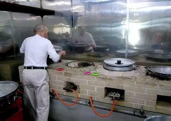 ����50��ĕr(sh��)�gȥ��һ������,׌ȫ���˓�����.