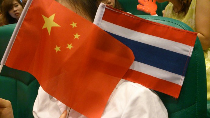 ��̩�����e�k���܇����Դ��M���ΘI�lչ