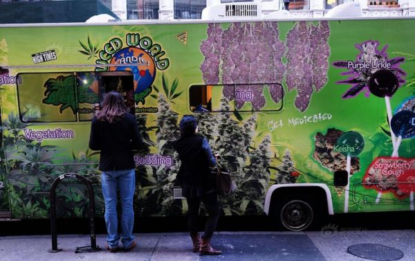 ��ͯ�Ɍ�ʳ�ô����ǹ� ������:��С�ܺ��߃H6�q