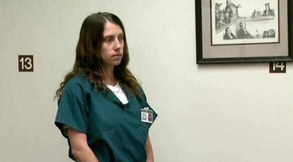 【環(huán)球網(wǎng)綜合報(bào)道】一名加州男學(xué)生16歲時(shí),遭女老師性侵,該女教師于2013年產(chǎn)下一女,如今21歲的男學(xué)生將獲得學(xué)區(qū)賠償600萬美元(約人民幣4000萬)。