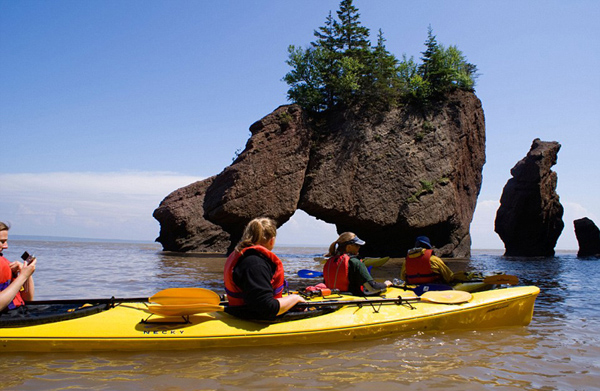 奇觀!實拍加拿大世界最大潮汐奔涌而來全程
