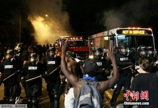 һЩ���h����ؓ؟�S������ķ�������Ͷ�S����ƿ���������������Ɖ�ͣ�ڬF���ľ���܇�v��