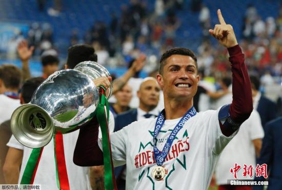 �Y�ψD��C�_