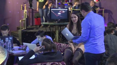 難過(guò)美人關(guān)?俄選拔黑客別樹(shù)一格看能否經(jīng)受誘惑