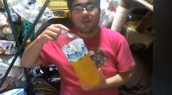 �ձ��W(w��ng)�t�����ռ�100ƿ��Һ ֱ������ԡ�W(w��ng)�Ѷ�����