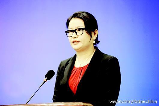 周群飛成為中國女首富 身價達420.2億元 周群飛成為中國女首富 身價達420.2億元