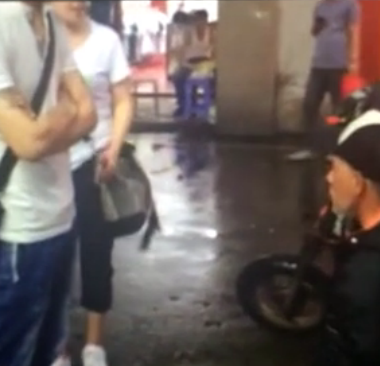 �W�؏B�T����ײ��Ů��iPhone6 �����¹��ȶ���