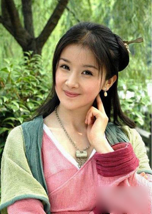 ����Ƴ��ݡ���������ʮ���һ��� Ů�ǽ^�����b��(hu��)��(c��)