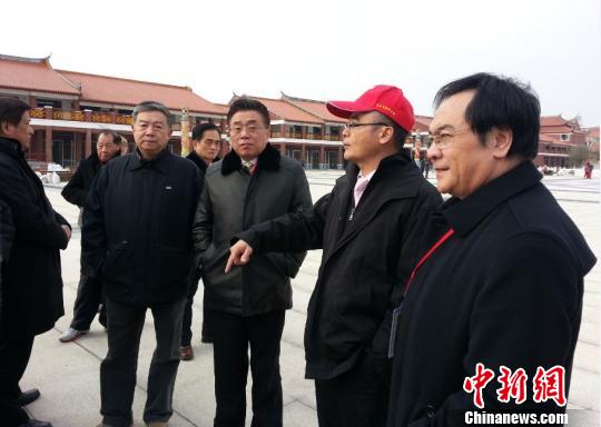 全國臺企聯會長昆山拜媽祖愿更多臺商來昆興業 全國臺企聯會長昆山拜媽祖愿更多臺商來昆興業