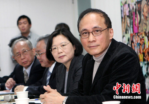 ��Ӣ�ģ��ڃɰ�׷���ƽ�l(f��)չ���ҵ����๲�R(sh��)