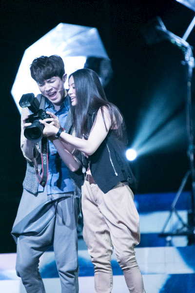 兩岸音樂劇《天天想你》高雄首演 潘小芬主演(圖) 兩岸音樂劇《天天想你》高雄首演 潘小芬主演(圖)