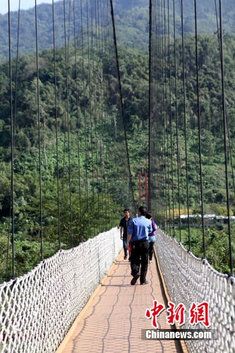 ̽�L�����_���ٔ�����ɽ���l��ʯ�l