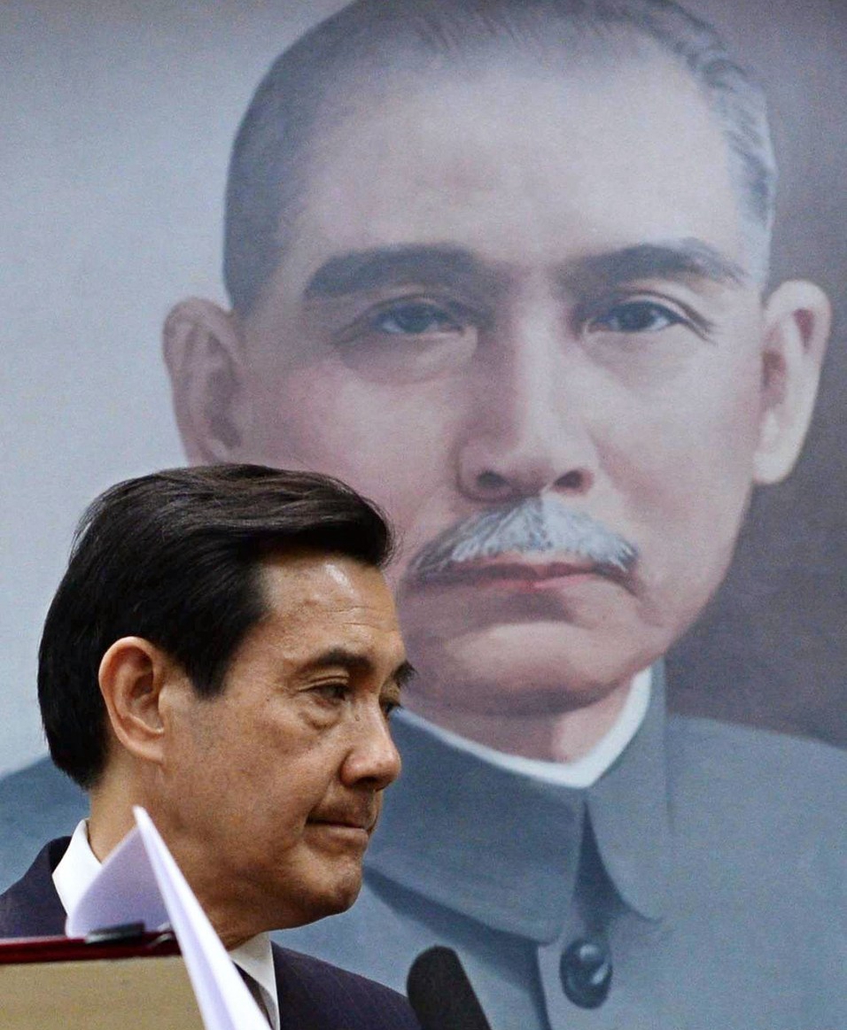 �RӢ�Ň����h��ϯ���ϳ����(�D)