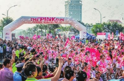 �׌ú��{�ɰ�Ů�Ӱ���R����ِ��