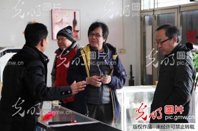 臺灣《大陸尋奇》欄目走進“魔術之鄉”河南寶豐 臺灣《大陸尋奇》欄目走進“魔術之鄉”河南寶豐