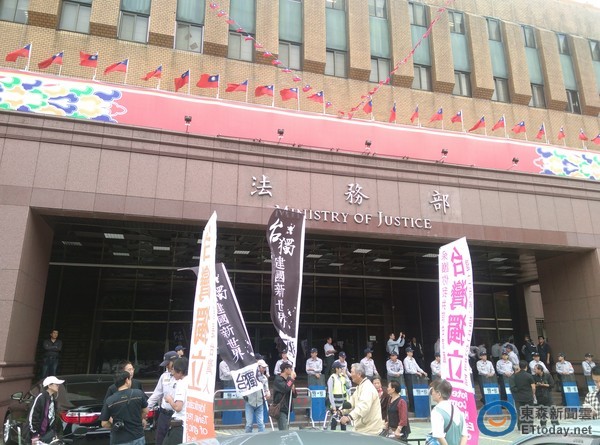 ���ے������m(x��)��6�ӷ��ԱM 2���|ƽ���@�