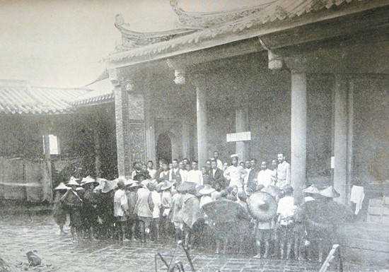 �_(t��i)���о����ձ����L(zh��ng)��ý�w��(zh��n)�����������A���D��