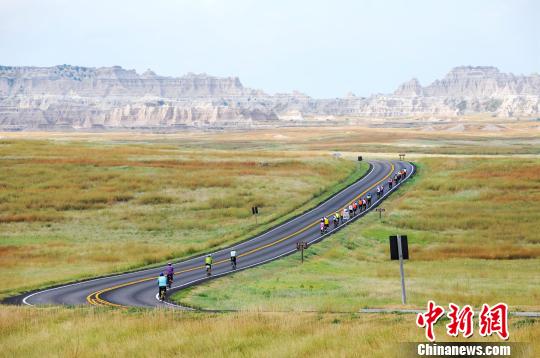 臺(tái)灣單車手陳守忠:幫助更多人完成環(huán)球騎行夢(mèng) 臺(tái)灣單車手陳守忠:幫助更多人完成環(huán)球騎行夢(mèng)