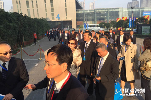 組圖:2015兩岸企業家紫金山峰會開幕 組圖:2015兩岸企業家紫金山峰會開幕